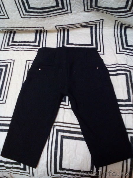 Продаю куртку, плащ и черные теплые, зимние шорты.  - Изображение #1, Объявление #1492960