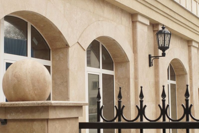 Облицовка фасадов зданий травертином, гранитом, мрамором - Изображение #3, Объявление #1659442